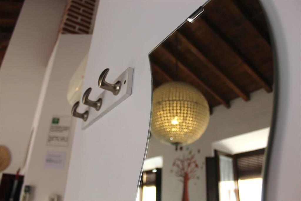 Good Vibes Rustic Downtown Alvarez Apartment มาลากา ภายนอก รูปภาพ